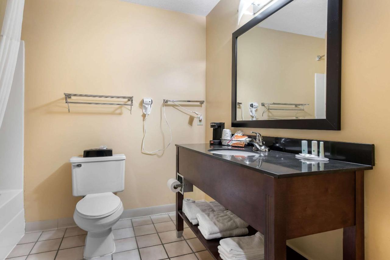 Quality Inn & Suites Lebanon I-65 Экстерьер фото