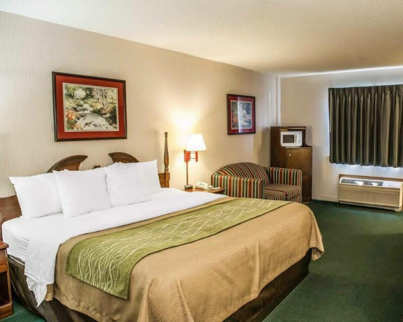 Quality Inn & Suites Lebanon I-65 Экстерьер фото